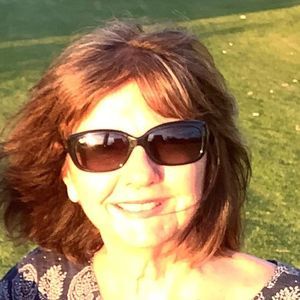 Meet your Posher, Linda